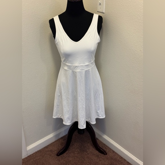 Source Unknown Dresses & Skirts - 2 FOR $20 White Fit Flare Tennis Dress Stretch M